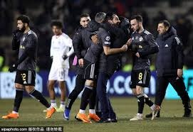 字母哥31分 掘金主场险胜雄鹿